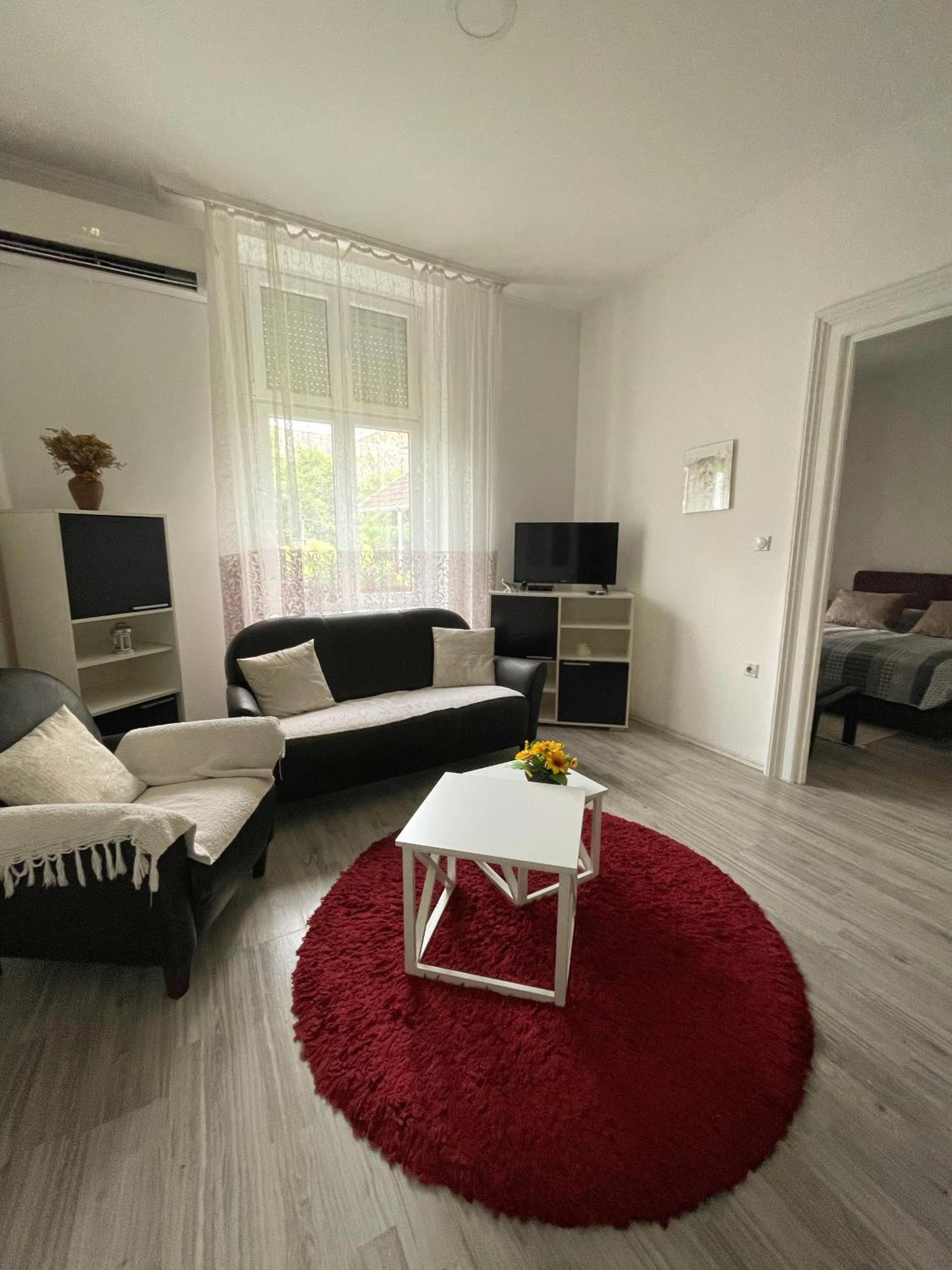 Apartment Milijana Subotica Eksteriør billede